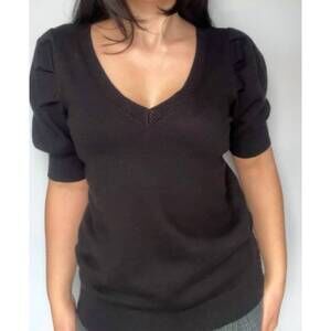 NEW NO LABEL v-neck short sleeve knit top in black